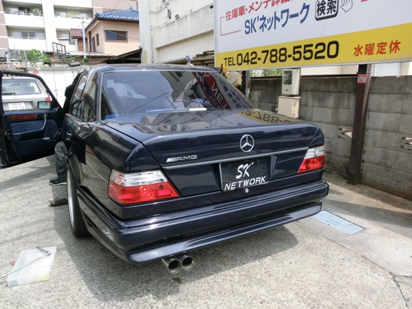 W124 400E ボンネット・グリル塗装編