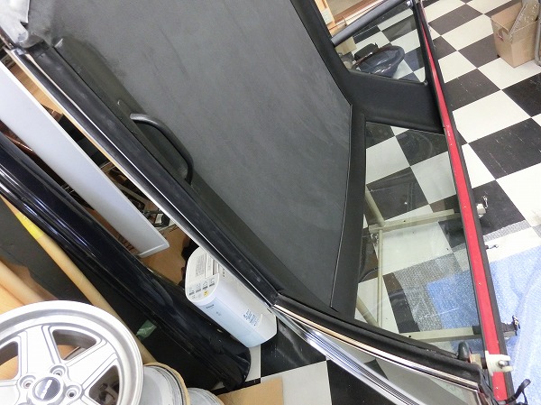 福岡県H様 AMG 500SL W107 ハードトップ天井張替え・色替えリペアその２編