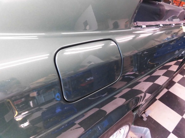 【港区おじ様　W126　560SEC　AMGスタイル　レストア 　マラカイトグリーン全塗装・組付けその3編】