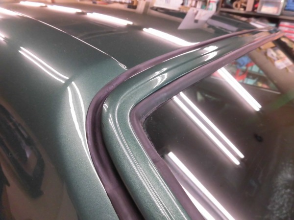 【港区おじ様　W126　560SEC　AMGスタイル　レストア 　マラカイトグリーン全塗装・組付けその6編】