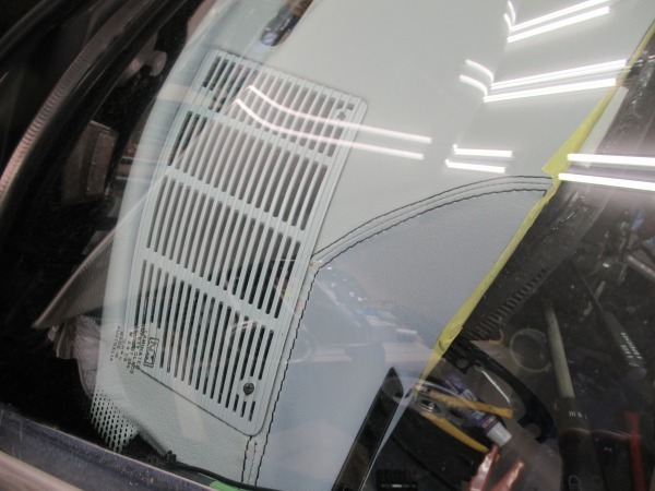 【埼玉県H様　W126前期モデル　380SEC　AMGスタイル　レストア　スピーカーカバー・内装組付け編】