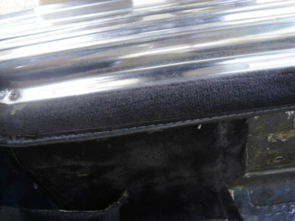 R107　560ＳＬ レストア 内装カーペット張り替え、レカロ段取り編