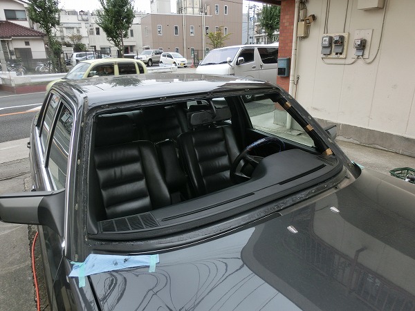 【希少車 W126 560SEL セレブレーション限定車　レストア  フロントガラス新品交換編】
