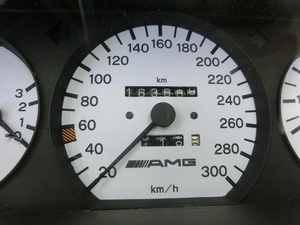 【栃木県O様　W126　560SEC　AMG仕様　レストア車　メーター修理・メーターイルミLED加工編】