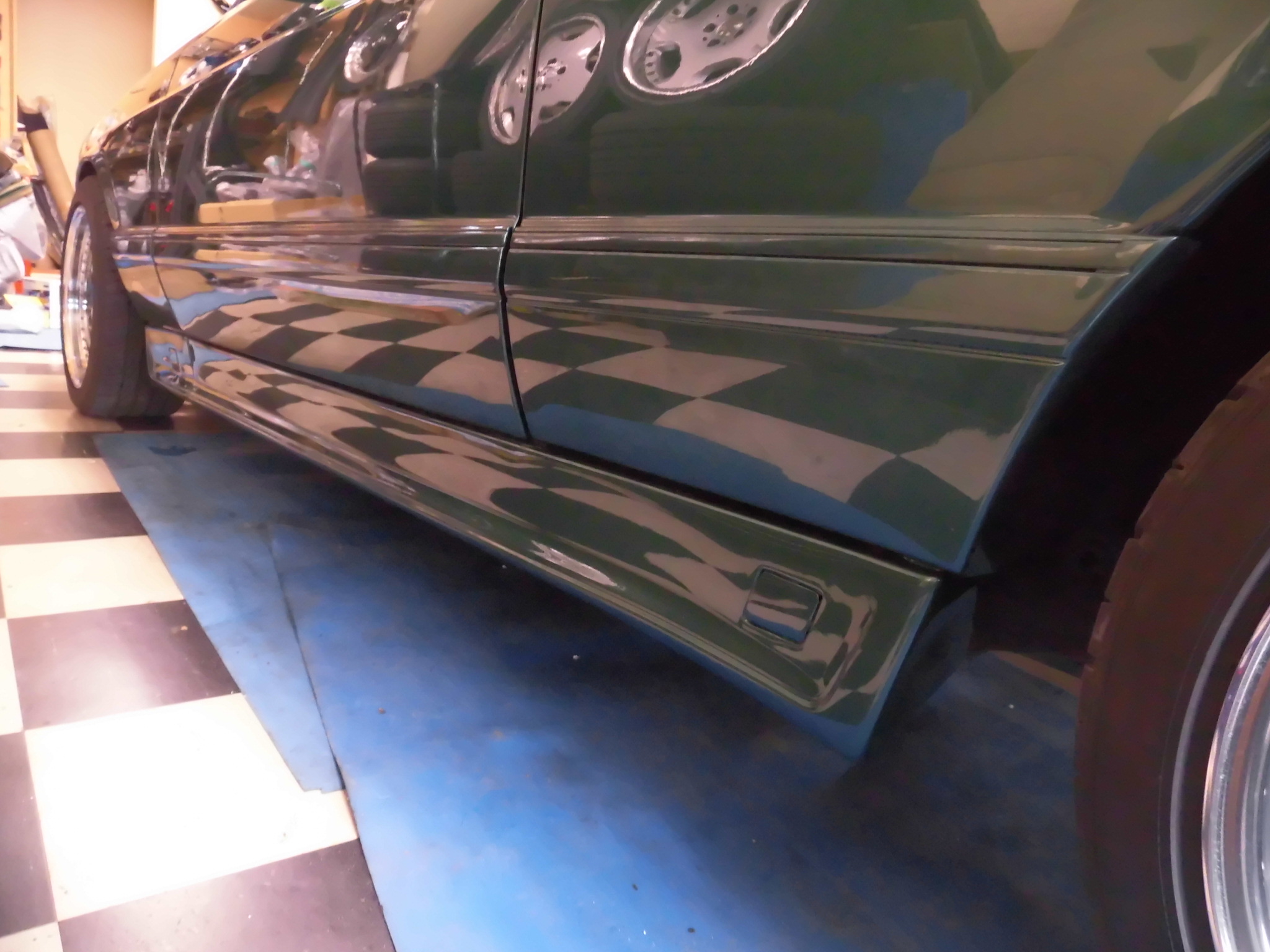 【港区おじ様　W126　560SEC　AMGスタイル　レストア 　マラカイトグリーン全塗装・組付けその5編】