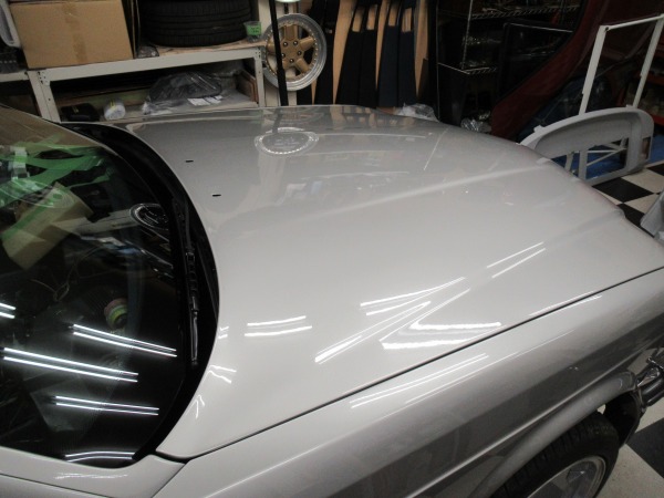 【埼玉県H様　W126前期モデル　380SEC　AMGスタイル　レストア　ボンネットフード塗装剥離鈑金完成・特注フロアマット製作編】